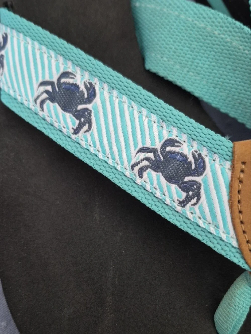 L.L. Bean Original Maine Isle Flip Flops Crab Motif Womens 9M Casual Sandal